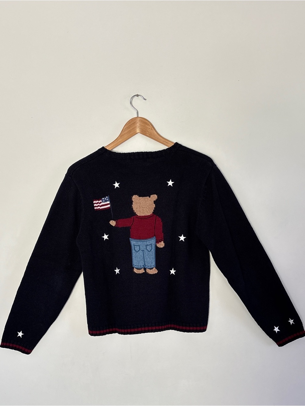 Vintage Christopher & Banks USA Bear Pullover Crewneck Small Embroidered Patriot - Picture 8 of 16